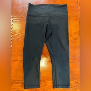 Lululemon Black Cropped Leggings Size 4